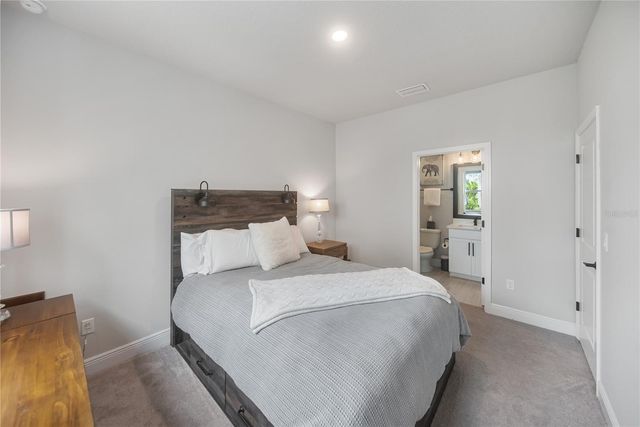 2501 BOONE COURT, Sarasota, FL 34237