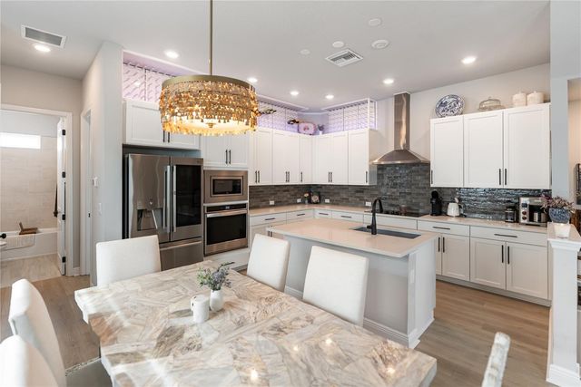 2501 BOONE COURT, Sarasota, FL 34237