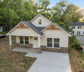1100 N Bois D Arc Ave, Tyler, TX 75702