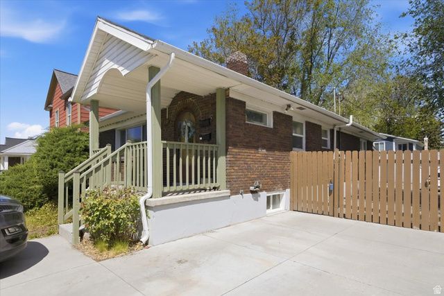 557 E SHERMAN AVE, Salt Lake City, UT 84105
