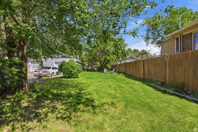 557 E SHERMAN AVE, Salt Lake City, UT 84105