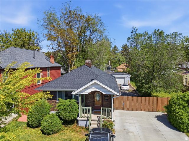 557 E SHERMAN AVE, Salt Lake City, UT 84105