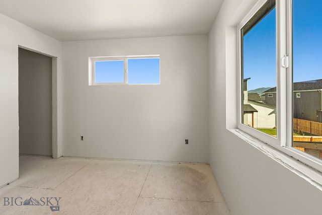 817 Spaniel Lane, Belgrade, MT 59714