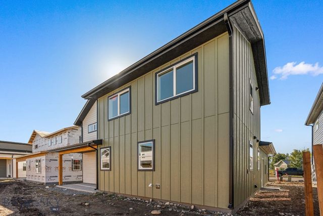 817 Spaniel Lane, Belgrade, MT 59714