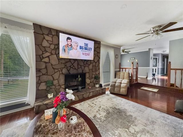 424 JOHNSON Road, Lawrenceville, GA 30046