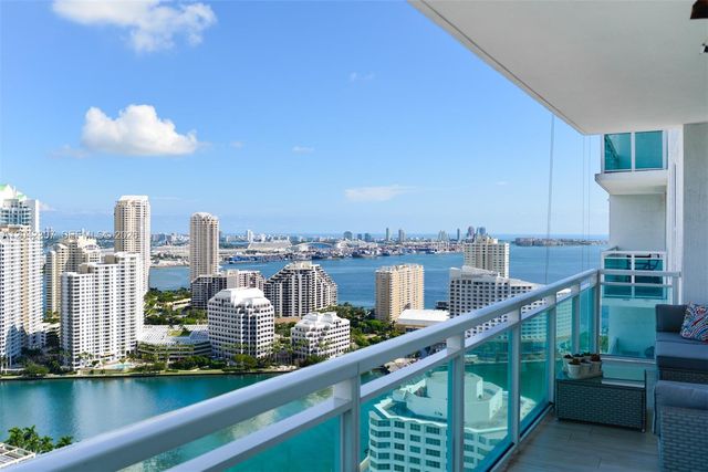 950 Brickell Bay Dr 3406, Miami, FL 33131