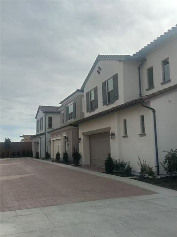 116 Eversedge, Irvine, CA 92618