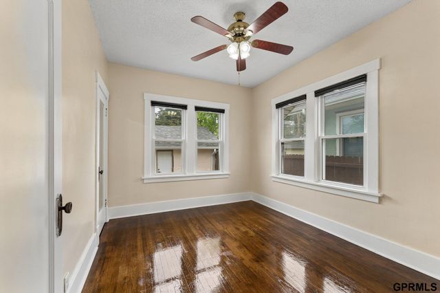 2452 Mary Street, Omaha, NE 68112