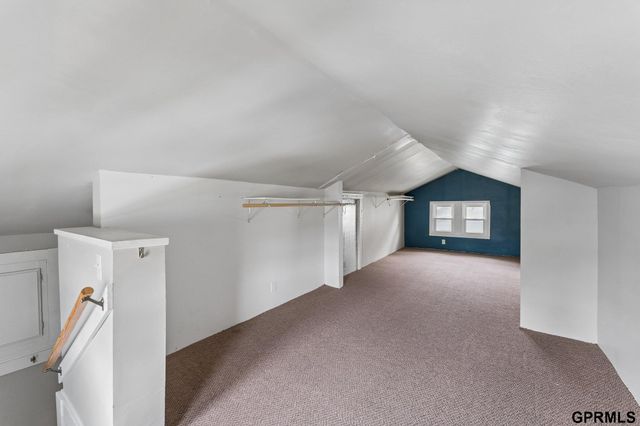 2452 Mary Street, Omaha, NE 68112