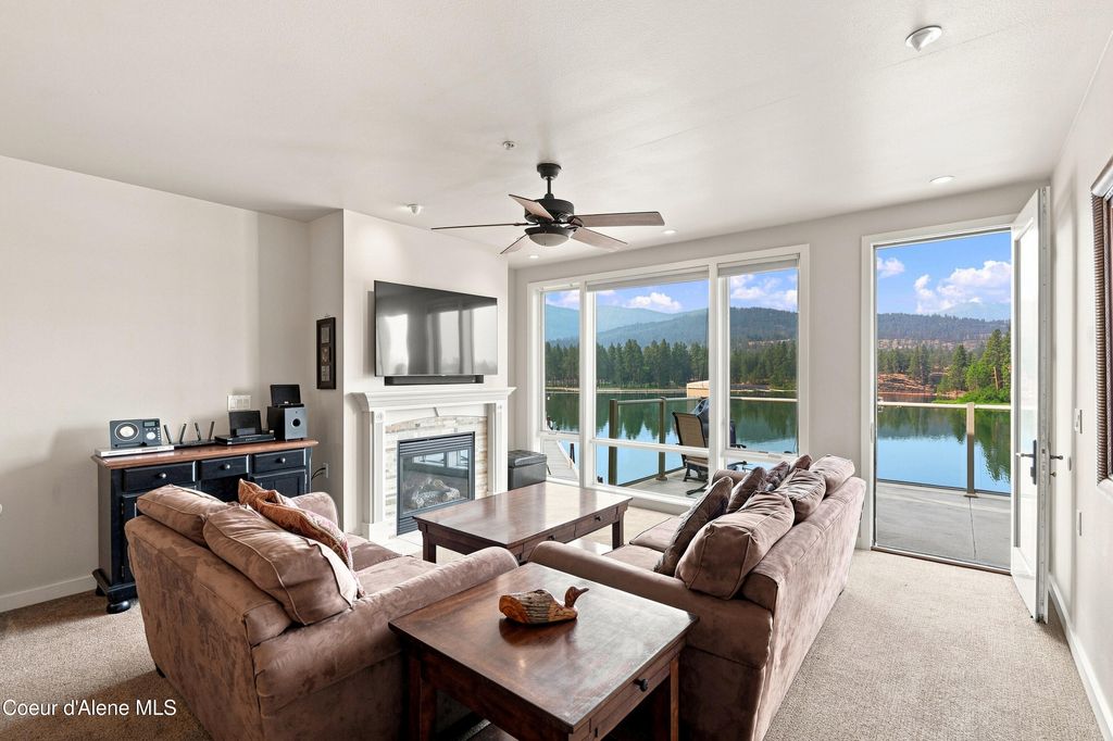 415 W WATERSIDE DR, 403, Post Falls, ID 83854 photo 1