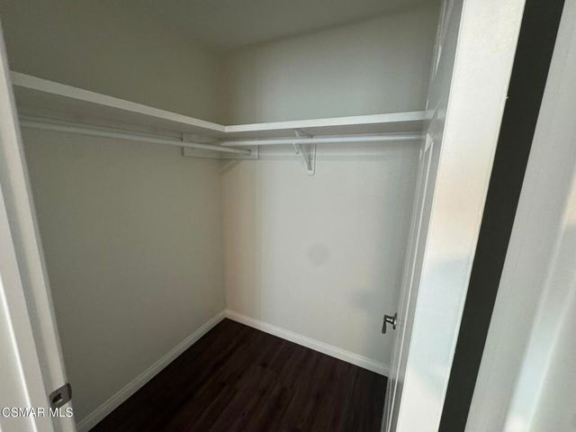 1850 Buyers Street 204, Simi Valley, CA 93063