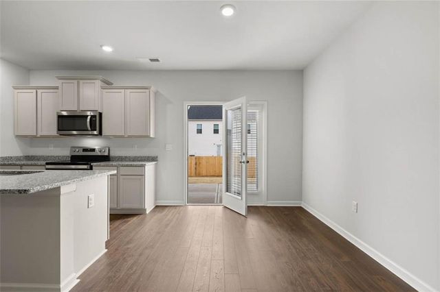 265 Sound Circle, Stockbridge, GA 30281