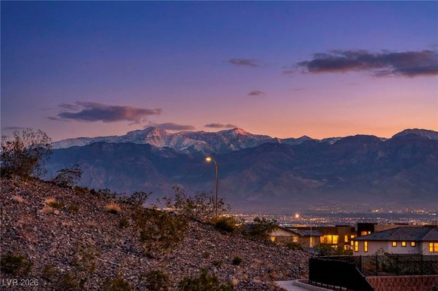 1066 Giovanni Lane, Henderson, NV 89012