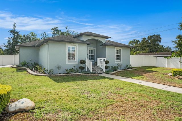 7807 N PACKWOOD AVENUE, Tampa, FL 33604