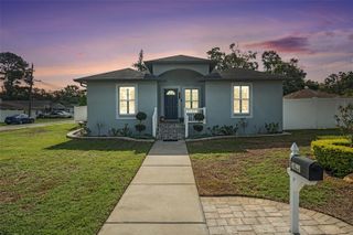 7807 N PACKWOOD AVENUE, Tampa, FL 33604