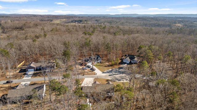 160 Emma Lane, Trenton, GA 30752