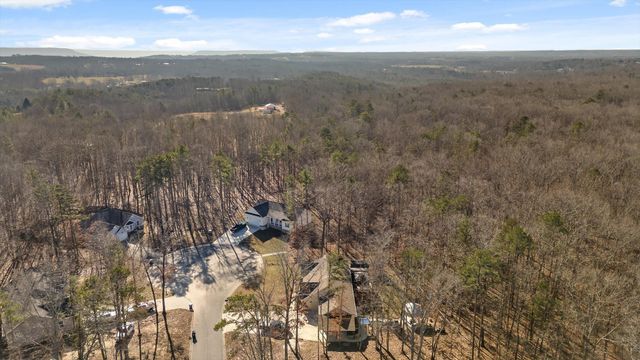 160 Emma Lane, Trenton, GA 30752