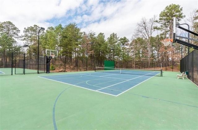 905 Misty Wood Lane, Suwanee, GA 30024