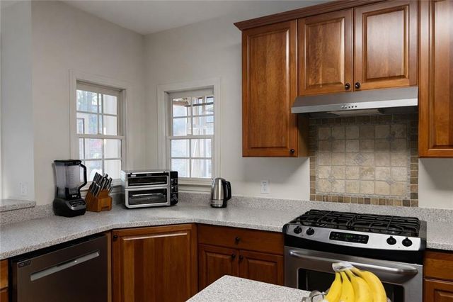 905 Misty Wood Lane, Suwanee, GA 30024