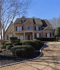 905 Misty Wood Lane, Suwanee, GA 30024
