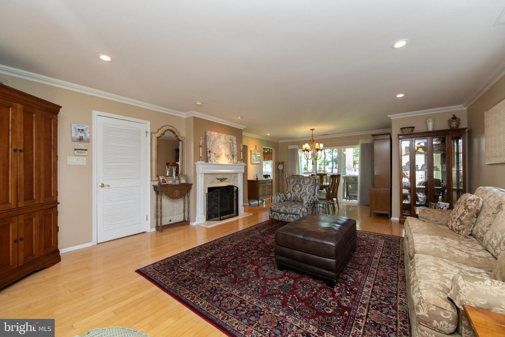 801 CHESTERWOOD CT, MARLTON, NJ 08053 — photo 4
