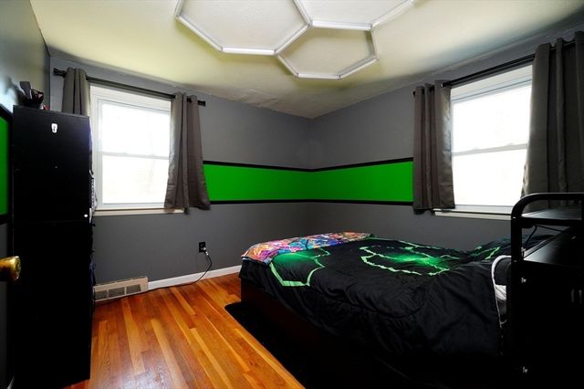 167 Karen Cir, Holliston, MA 01746