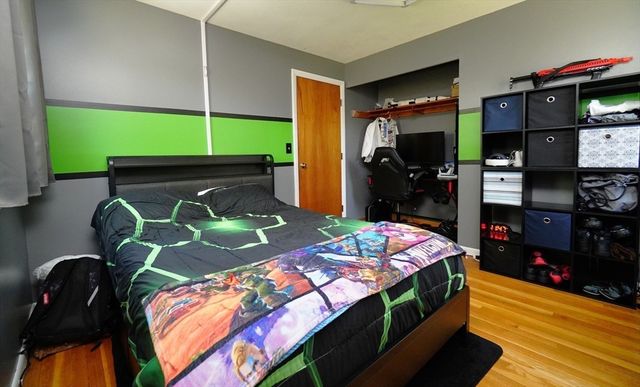 167 Karen Cir, Holliston, MA 01746