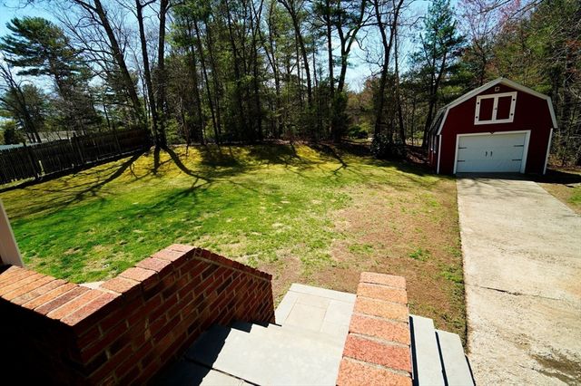 167 Karen Cir, Holliston, MA 01746