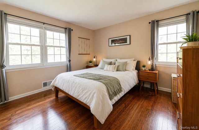 6 Huyler Road, Setauket, NY 11733