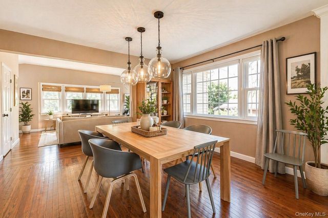 6 Huyler Road, Setauket, NY 11733