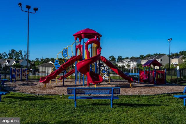6810 WARFIELD ST, Glen Burnie, MD 21060