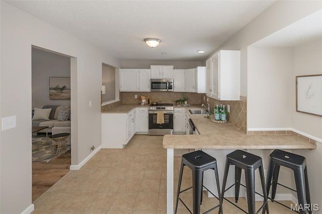 1300 Forest Creek Drive 1, St Charles, MO 63303