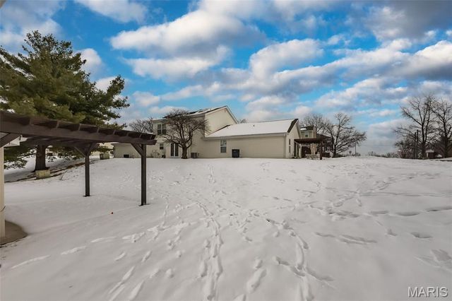 1300 Forest Creek Drive 1, St Charles, MO 63303