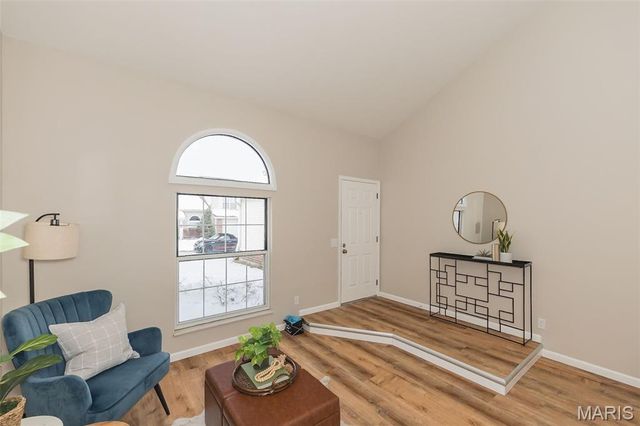 1300 Forest Creek Drive 1, St Charles, MO 63303