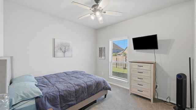2037 Creekview, Seguin, TX 78155
