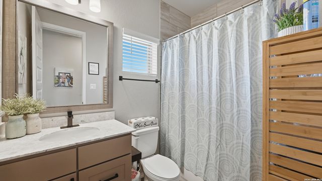 2037 Creekview, Seguin, TX 78155