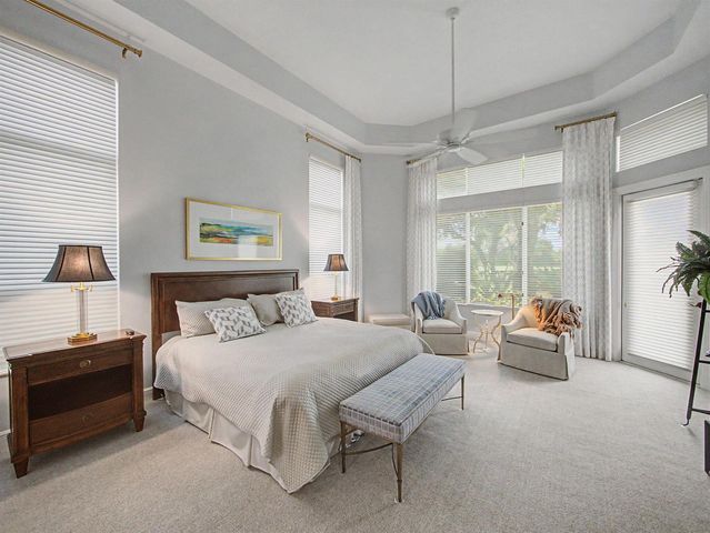 127 Vintageisle Lane, Palm Beach Gardens, FL 33418