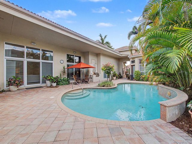 127 Vintageisle Lane, Palm Beach Gardens, FL 33418