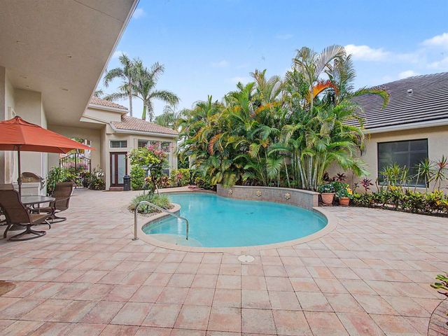 127 Vintageisle Lane, Palm Beach Gardens, FL 33418