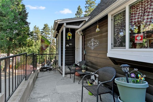 22864 Alder, Crestline, CA 92325