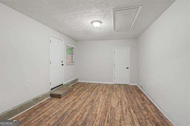 3095 Woodland Drive NW, Kennesaw, GA 30152