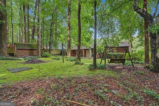 3095 Woodland Drive NW, Kennesaw, GA 30152