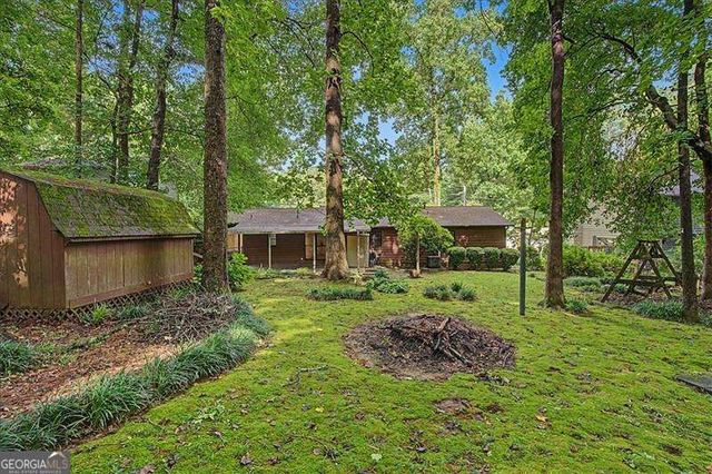3095 Woodland Drive NW, Kennesaw, GA 30152