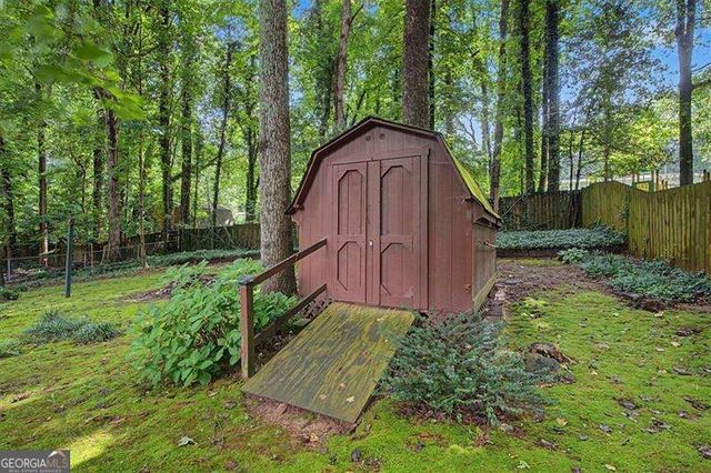 3095 Woodland Drive NW, Kennesaw, GA 30152