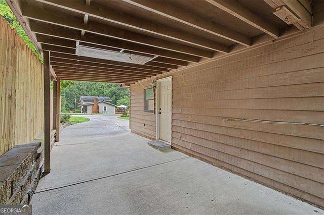 3095 Woodland Drive NW, Kennesaw, GA 30152