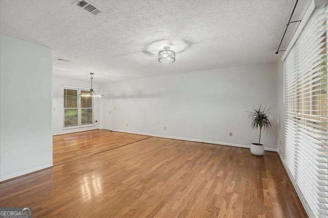 3095 Woodland Drive NW, Kennesaw, GA 30152