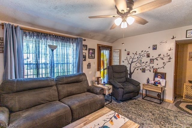 612 High Avenue, Niles, OH 44446