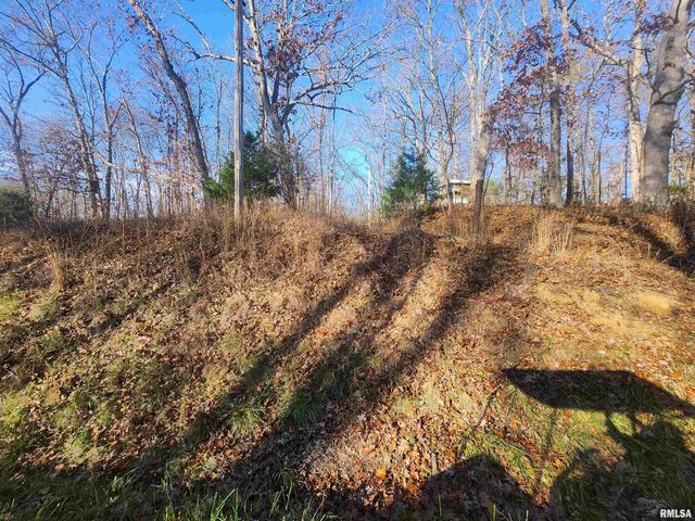 000 W LAKE Road, Pinckneyville, IL 62274