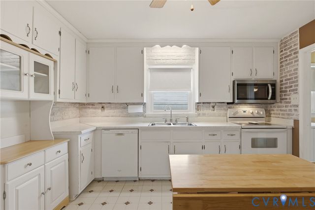 4910 Hackney Rd, North Chesterfield, VA 23234
