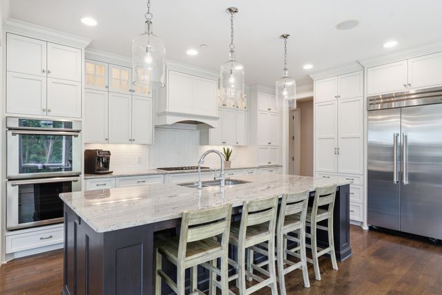 4410 Juleena Place, Minnetonka, MN 55345